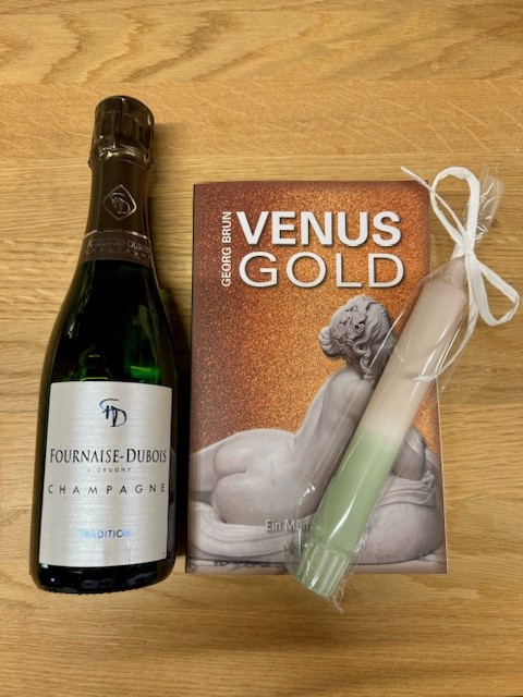 Bücherwurm - Champagne, Crime & Candlelight